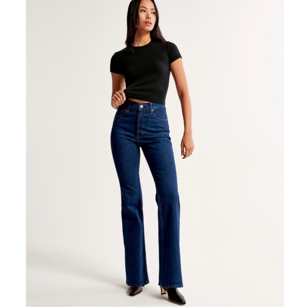 Abercrombie & Fitch The Vintage Flare High Rise Jeans Size 28